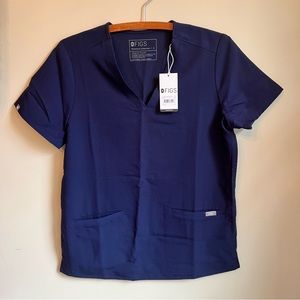 Figs casma three-pocket scrub top | women’s small | navy